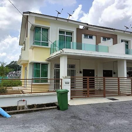 Inapan Masdar - Mumtaz Villa Changlun Buitenkant foto